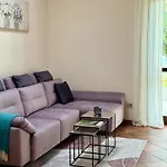 Casa Nizza D'oro Castelnuovo (Asti)