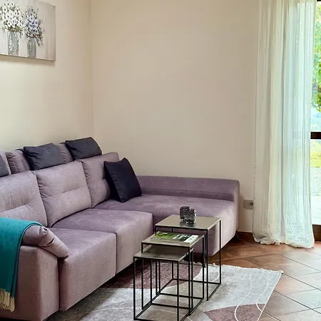 Casa Nizza D'oro Castelnuovo (Asti)