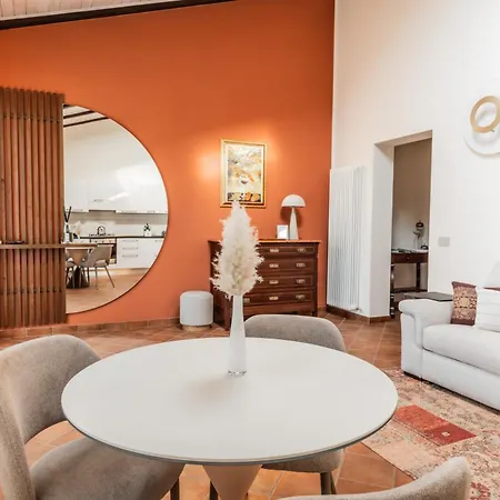 Casa Nizza D'oro Castelnuovo (Asti)