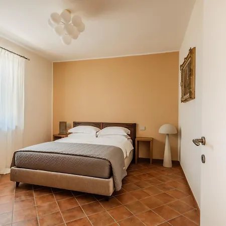 Casa Nizza D'oro Castelnuovo (Asti)