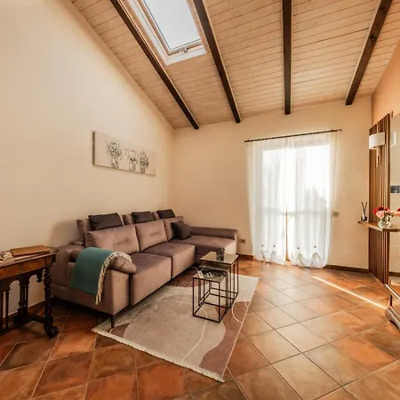 Casa Nizza D'oro Castelnuovo (Asti)