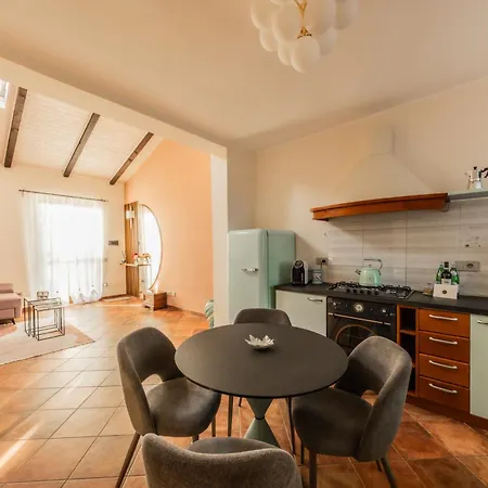 酒店 Casa Nizza D'oro Castelnuovo (Asti)