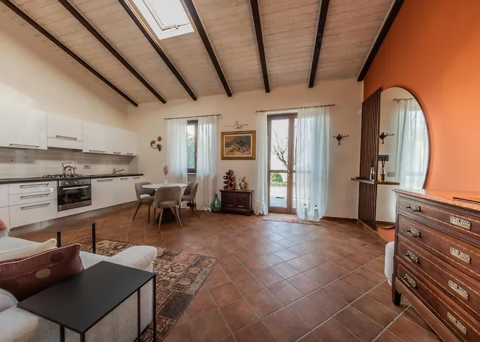 Casa Nizza D'oro * Castelnuovo (Asti)